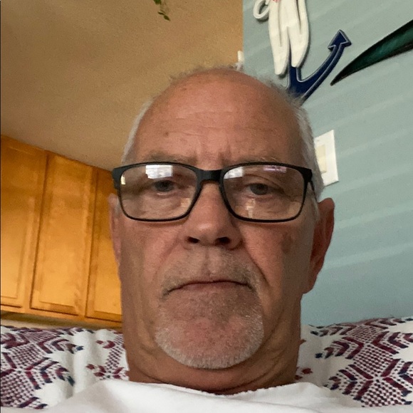 Profile Picture of Gary Walker (@teamwavewalker) on Poshmark