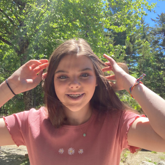 Profile Picture of Hannah Knight (@hannahknight861) on Poshmark