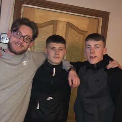 Profile Picture of Adam Barry (@adambarry_18) on Twitter
