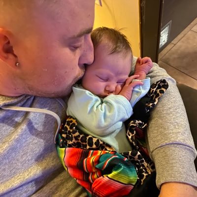 Profile Picture of Hunter Vaughn (@hvaughn224) on Twitter