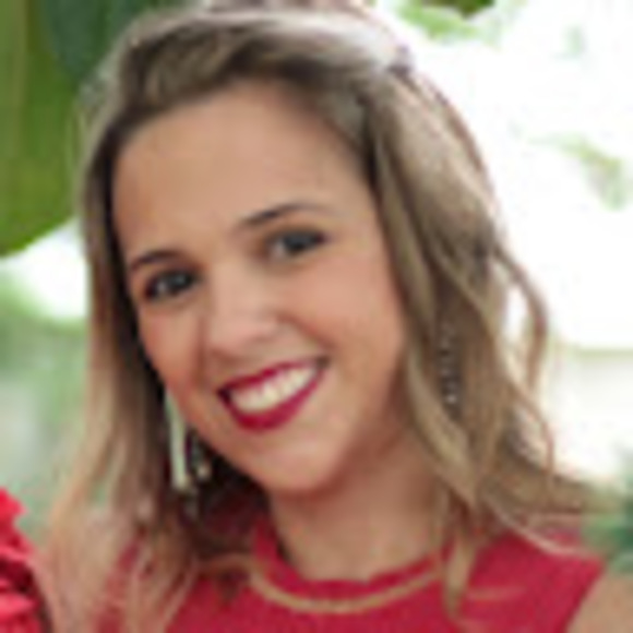 Bianca Caruso - Poshmark Profile Picture of Bianca Caruso (@biacpaixao) on Poshmark