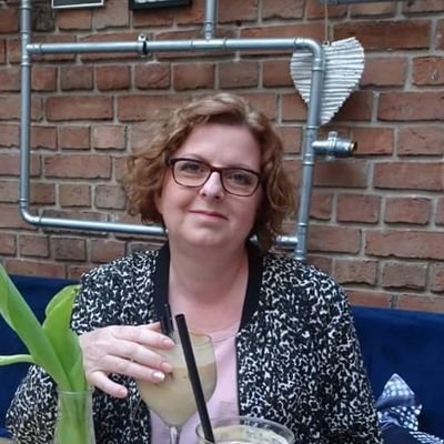 Profile Picture of Elaine Coe (@coee) on Twitter