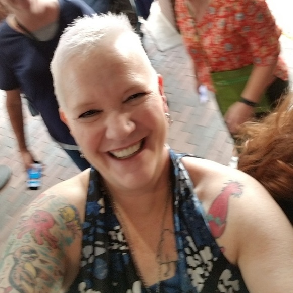 Profile Picture of Charlene Branch (@charn65) on Poshmark