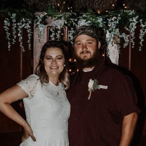 Profile Picture of Amanda Frederick (@amandafreder817) on Poshmark