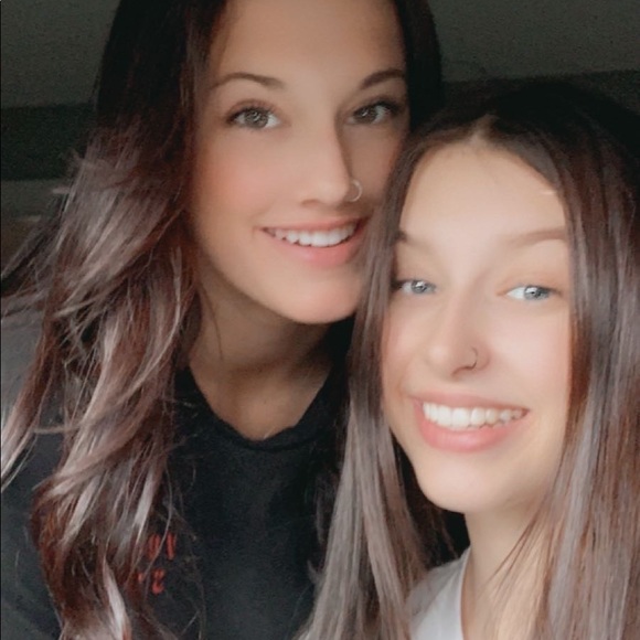 Profile Picture of Mattea Callihoo (@taycallihoo) on Poshmark