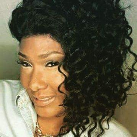 Profile Picture of Alicia Killingsworth (@aliciakillin595) on Poshmark