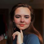 Profile Picture of zoe leach! (@zoeleach) on Instagram