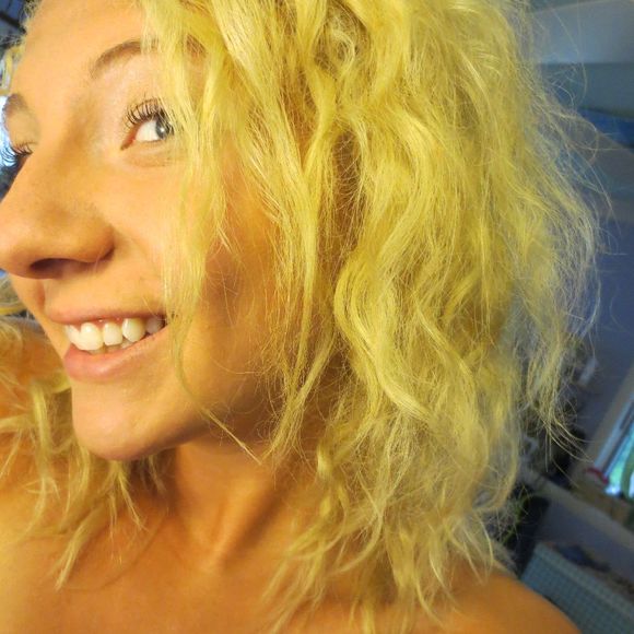 Profile Picture of Olivia Patick (@oliviapatick) on Poshmark