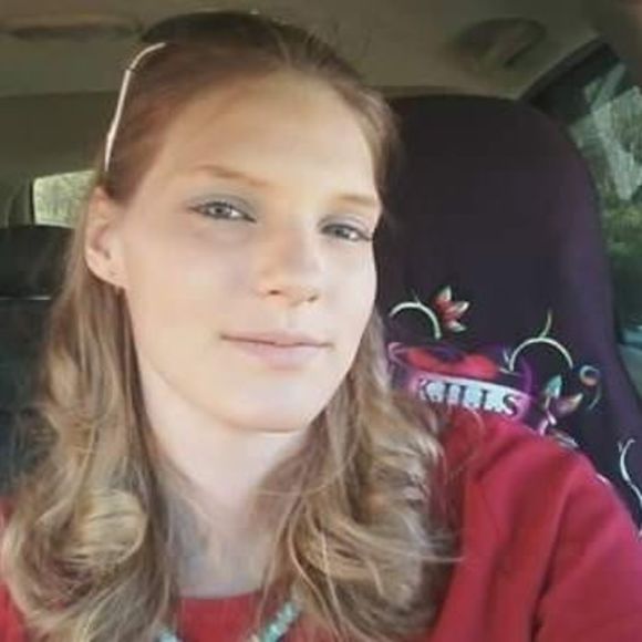 Profile Picture of Jennifer Behrer (@blackchin81491) on Poshmark