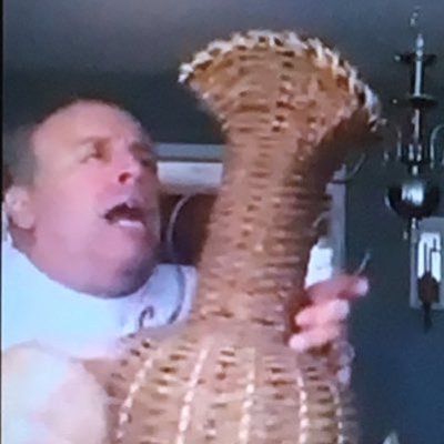 Profile Picture of Out Of Context Vic Dibitetto (@vicdibitettoOOC) on Twitter