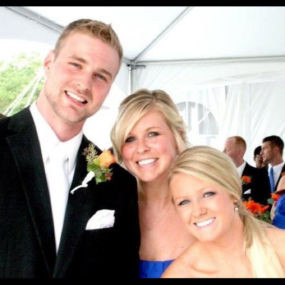 Profile Picture of Shannon Lahiff (@shannyl12) on Poshmark