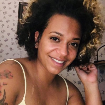 Profile Picture of Hillary Tate (@O_oThatMami) on Twitter