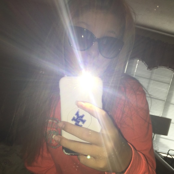 Profile Picture of Cassidy Potter (@cassipuppylover) on Poshmark