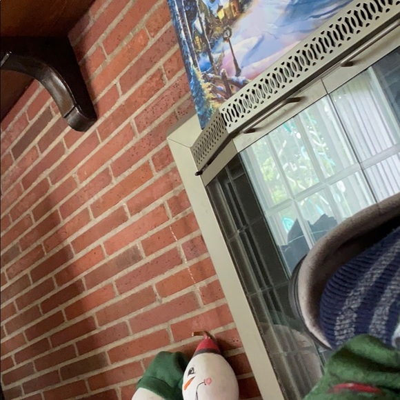 Profile Picture of Eva Swatek (@evie_1998) on Poshmark