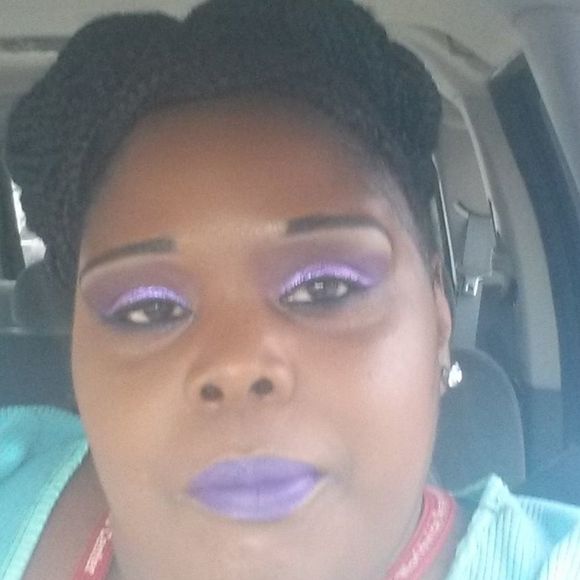 Profile Picture of Kim Dennis (@simplykim71) on Poshmark