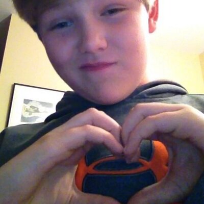 Profile Picture of Grant Bower (@bluemamba33) on Twitter