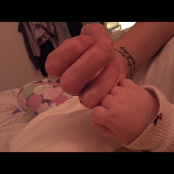 Profile Picture of Ariel Stein (@arielannette) on Poshmark