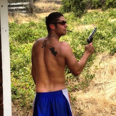 Profile Picture of Cody Tharp (@iknowlukebryan) on Twitter