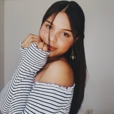 Profile Picture of Angélica Caro (@AngeCaro_10) on Twitter