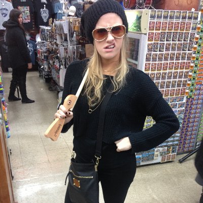 Profile Picture of Alyssa Madden (@itsdotwow) on Twitter