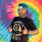 Profile Picture of Benjamin Hood (@thequeerfilmmaker) on Facebook