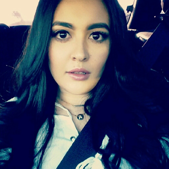 Profile Picture of Maribel Jimenez (@bella_stang) on Poshmark