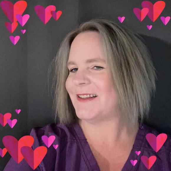 Profile Picture of Shannon Dobbertin (@ml4me77) on Poshmark