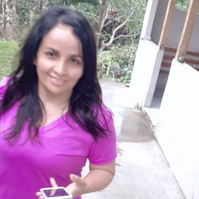 Profile Picture of Elizabeth Coronel (@ElizaCo23) on Twitter