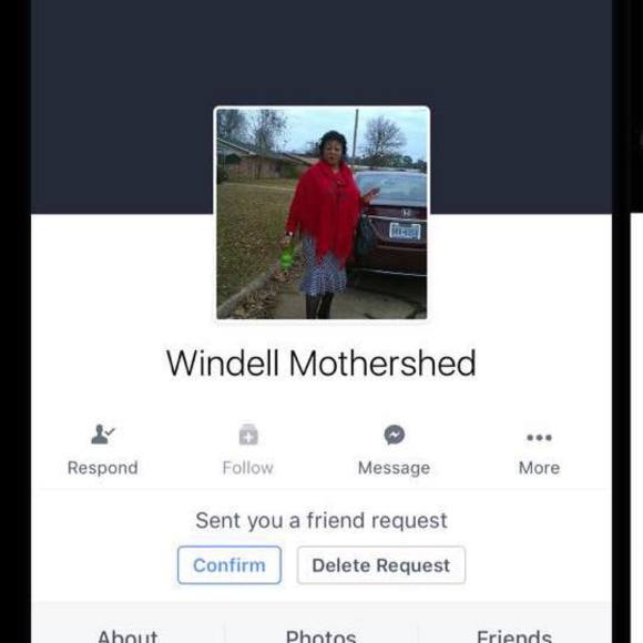 Profile Photo of Windell Mothershed (@windellm) on Poshmark