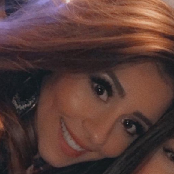 Profile Picture of Zeinab Harb (@zeinabharb) on Poshmark