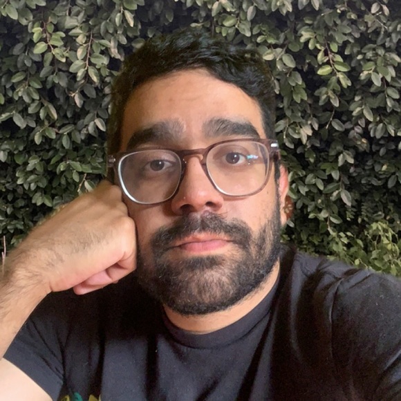 Profile Picture of Pablo Solis (@pabsol) on Poshmark