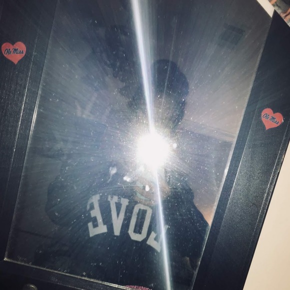 Profile Picture of Kylee Smith (@kyleesmith150) on Poshmark