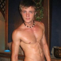 Profile Picture of Joey Snyder  ☣ (@bbsluttybttm) on Twitter