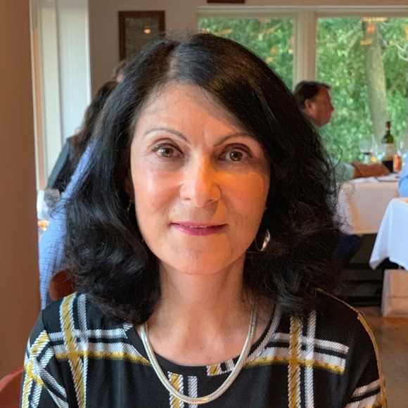 Profile Picture of Nancy Breneman (@nanbreneman) on Poshmark