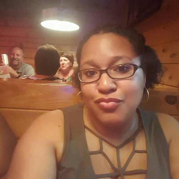 Profile Picture of Calisha Brown (@nursecali) on Poshmark
