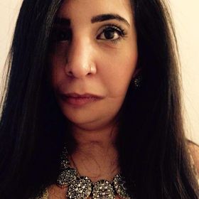 Profile Picture of Maya Khoury (@mayalepretre) on Pinterest