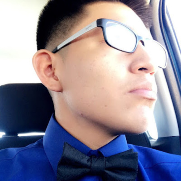 Profile Picture of Hayden Kinlichee (@haydenm2325) on Poshmark