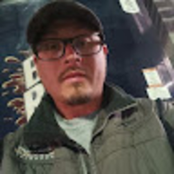 Profile Picture of Jacob Lemense (@jacoblemense) on Poshmark