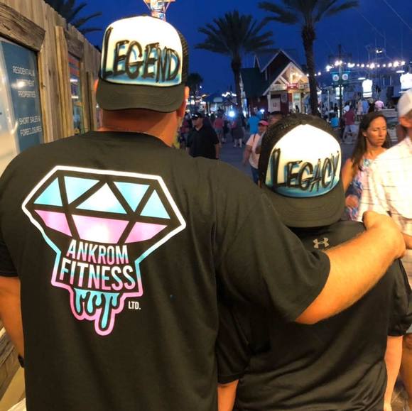 Profile Picture of Clint White (@clintonwhite78) on Poshmark