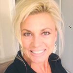 Profile Picture of Lisa Everett (@seersucker_and_saddles_llc) on Instagram