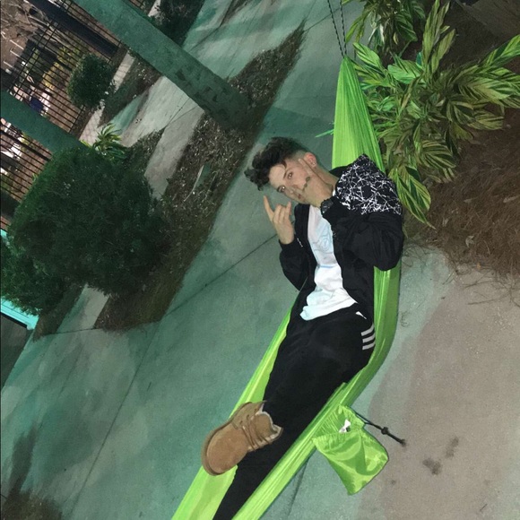 Profile Picture of Logan Polero (@loganpolero) on Poshmark