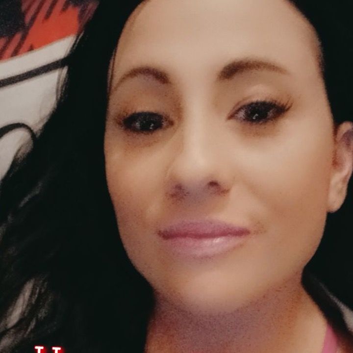 Profile Picture of Heather Hageman (@featherweatherheather) on Tiktok