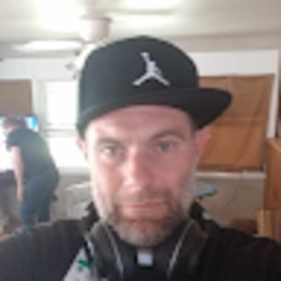 Profile Picture of Brian Prusakiewicz (@bp19824201) on Poshmark