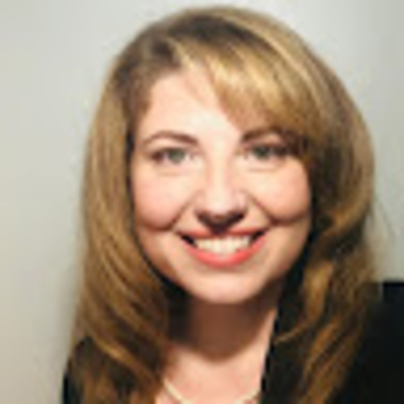 Profile Picture of Samantha Dyal (@samantha_dyal) on Poshmark