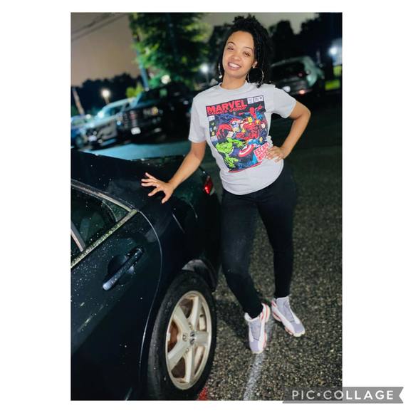 Profile Picture of Keishaundra Jeffries (@keishaundraj) on Poshmark