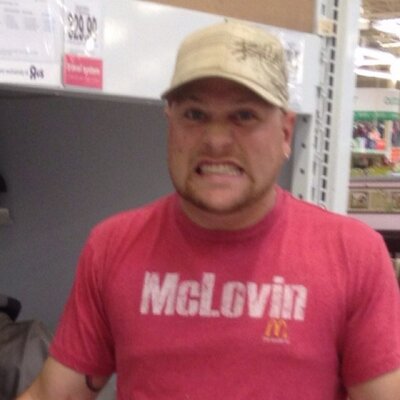 Profile Picture of David Ashcraft (@da_asscrack) on Twitter