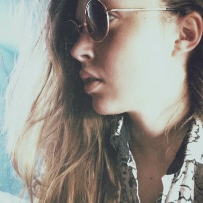 Profile Picture of Laura (@lora_craft8) on Twitter