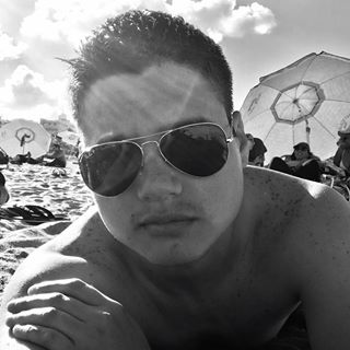 Profile Picture of Leo Budd (Nano Budd) (@nanobudd) on Facebook
