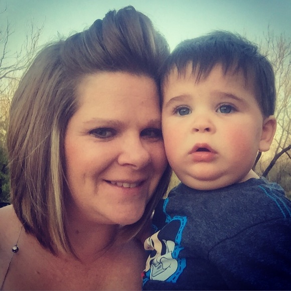 Profile Picture of Jennifer Dziuk (@j5dziuk) on Poshmark