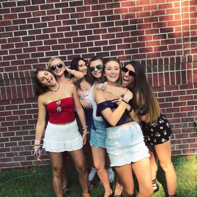 Profile Picture of Khess (@KatieKaay646) on Twitter